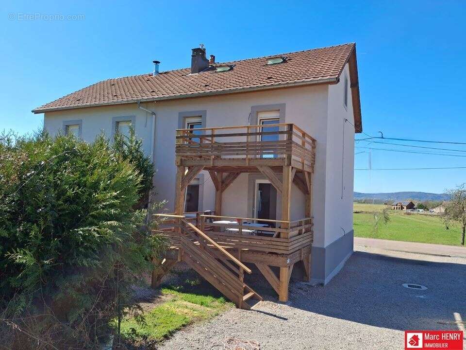 Appartement à DOMMARTIN-LES-REMIREMONT