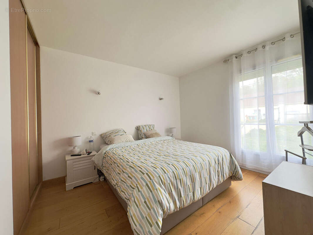 Maison à CRECY-LA-CHAPELLE