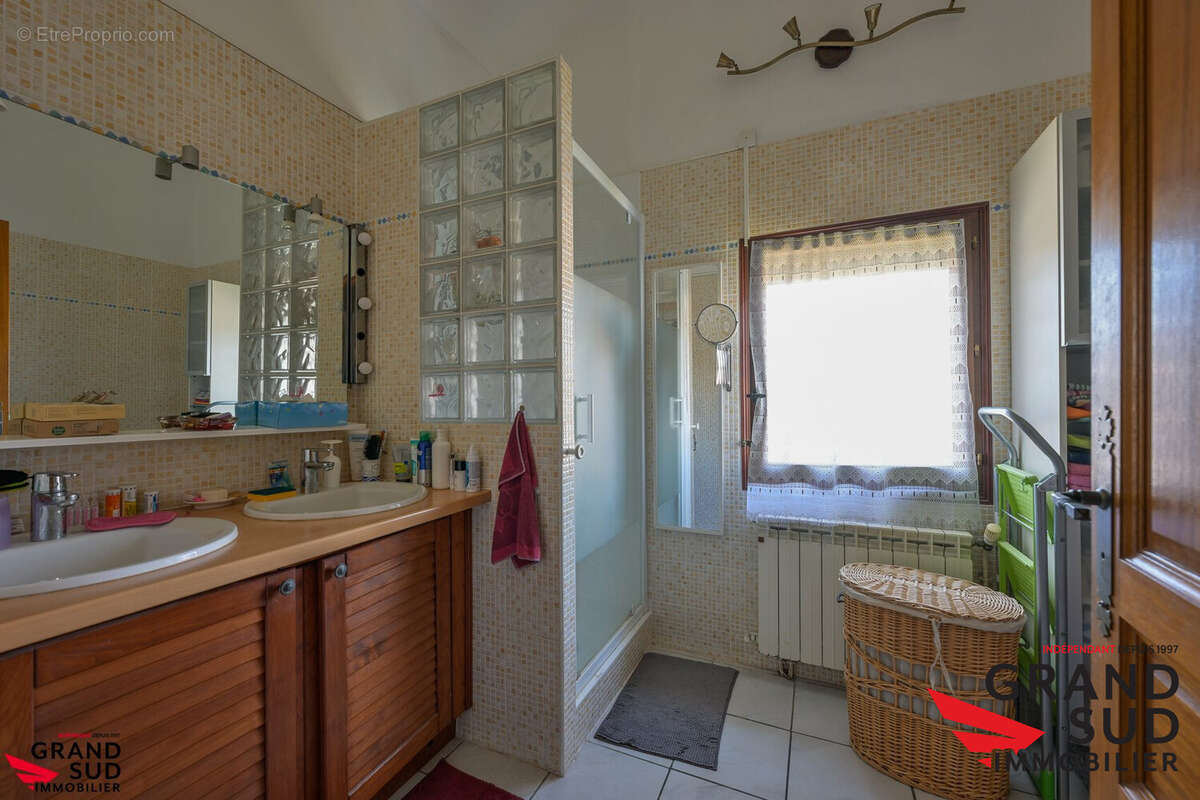 Maison à LE BOUSCAT