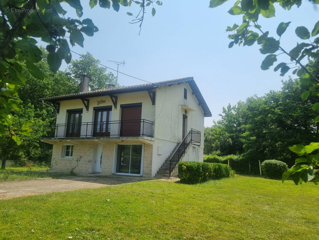 Maison à BAZAS