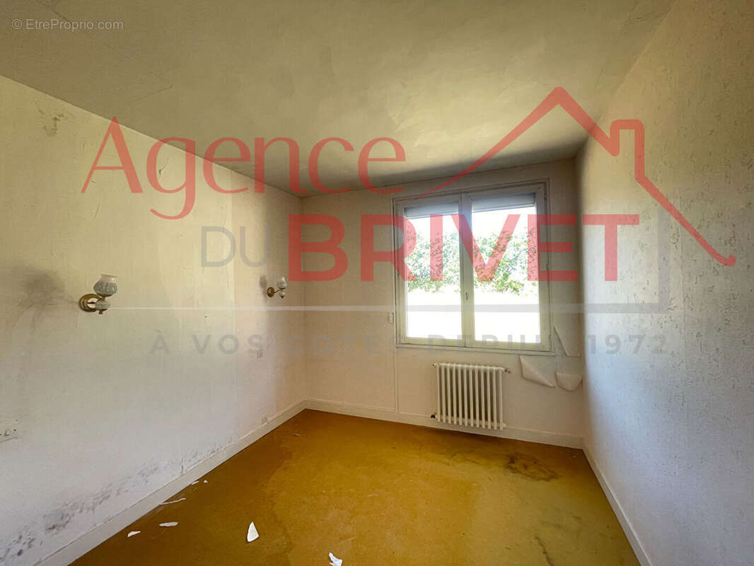 Maison à DONGES