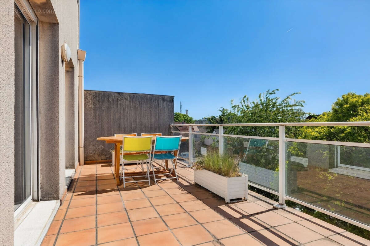 Appartement à SAVIGNY-SUR-ORGE