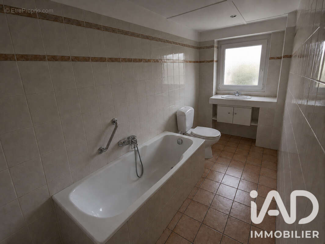 Maison 108 m² à Culoz  - photo 7