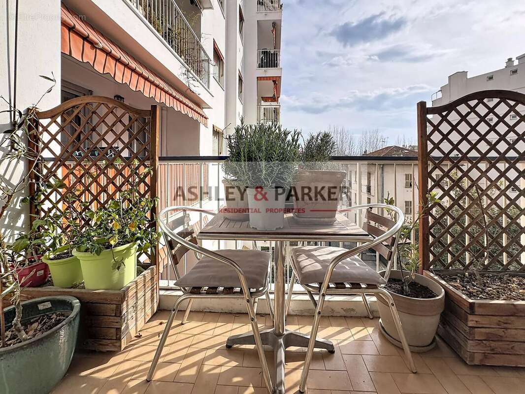 Appartement à NICE