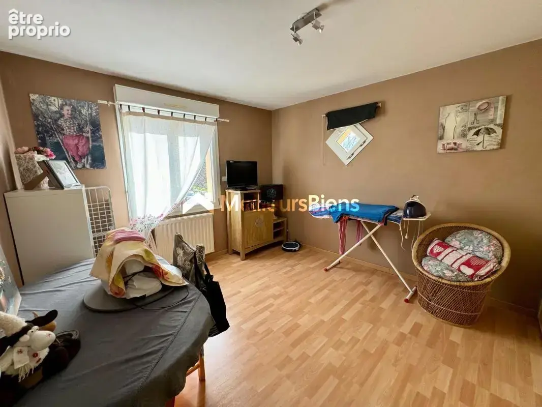 Pavillon 112 m² – 4 chambres – laval thévalles – terrain 583 m² – garage 33 m² - photo 8