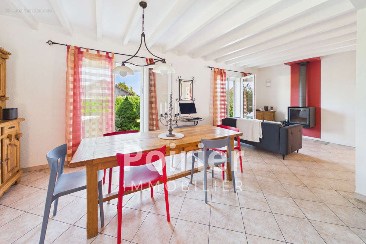Maison à SCIEZ