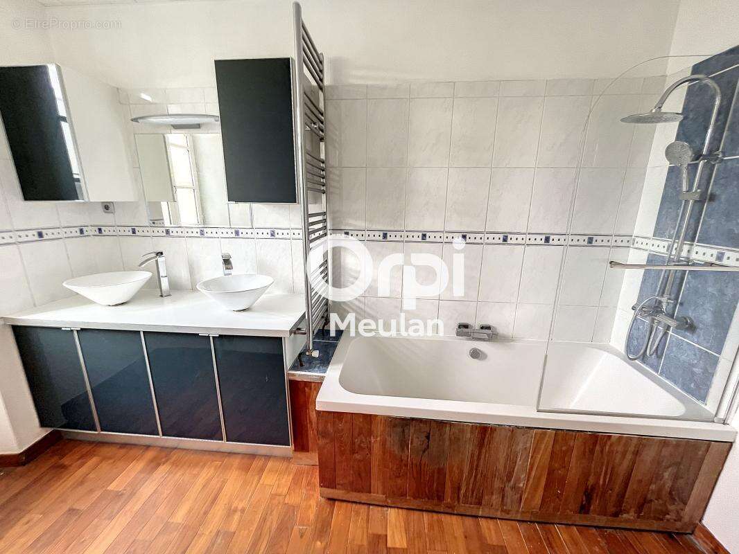Appartement à SERAINCOURT