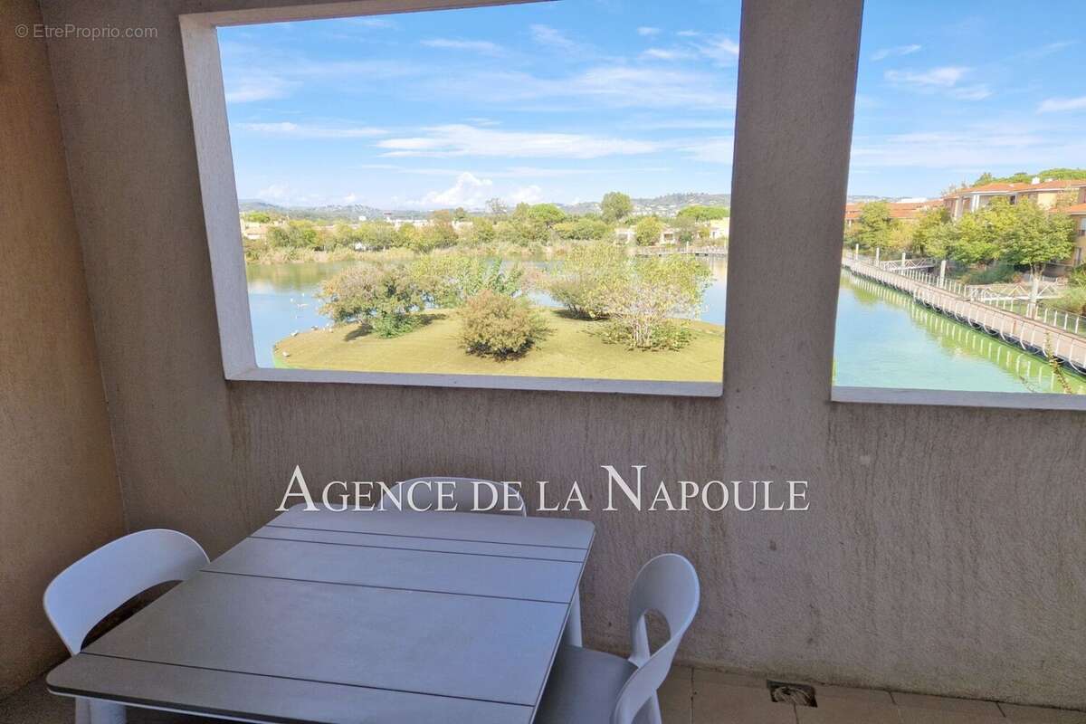 Appartement à MANDELIEU-LA-NAPOULE