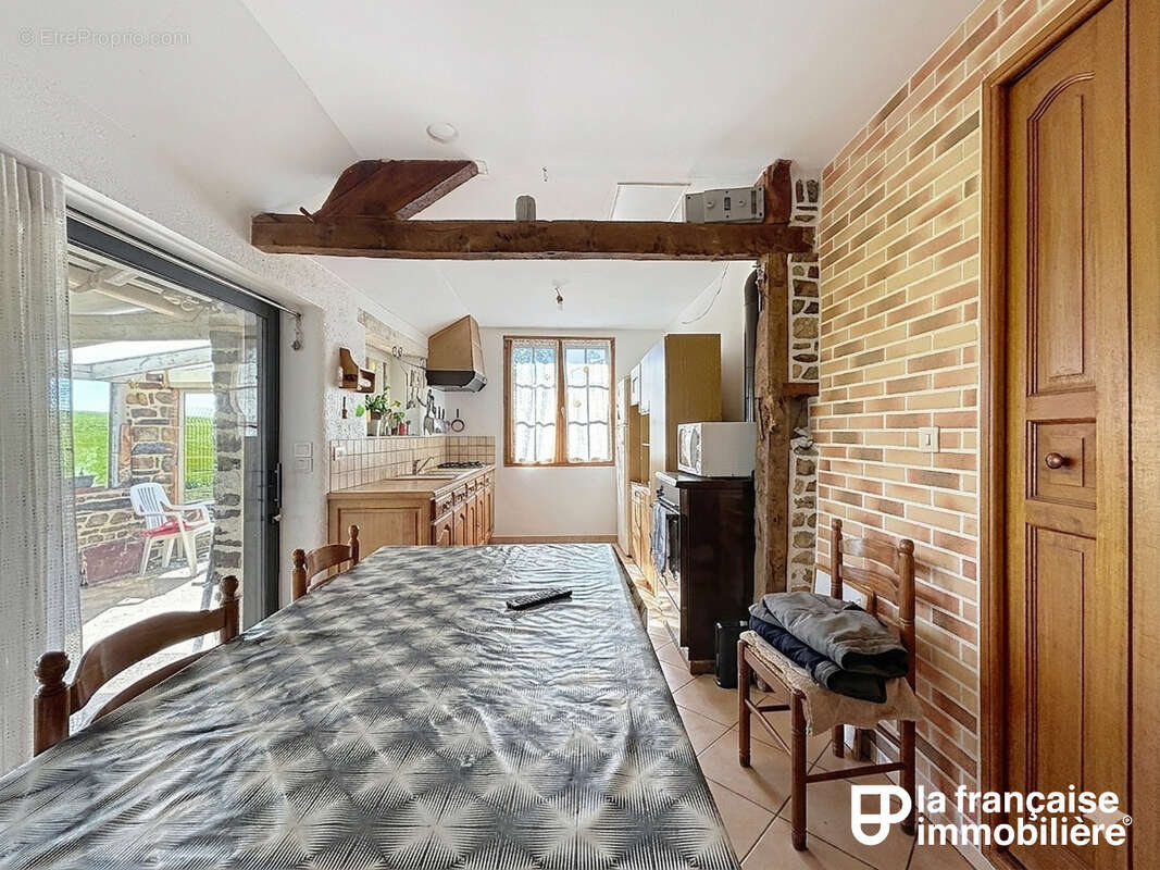 Maison à PIRE-SUR-SEICHE