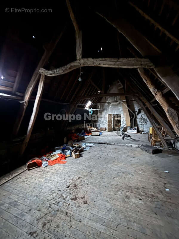 Maison à VIC-SUR-AISNE