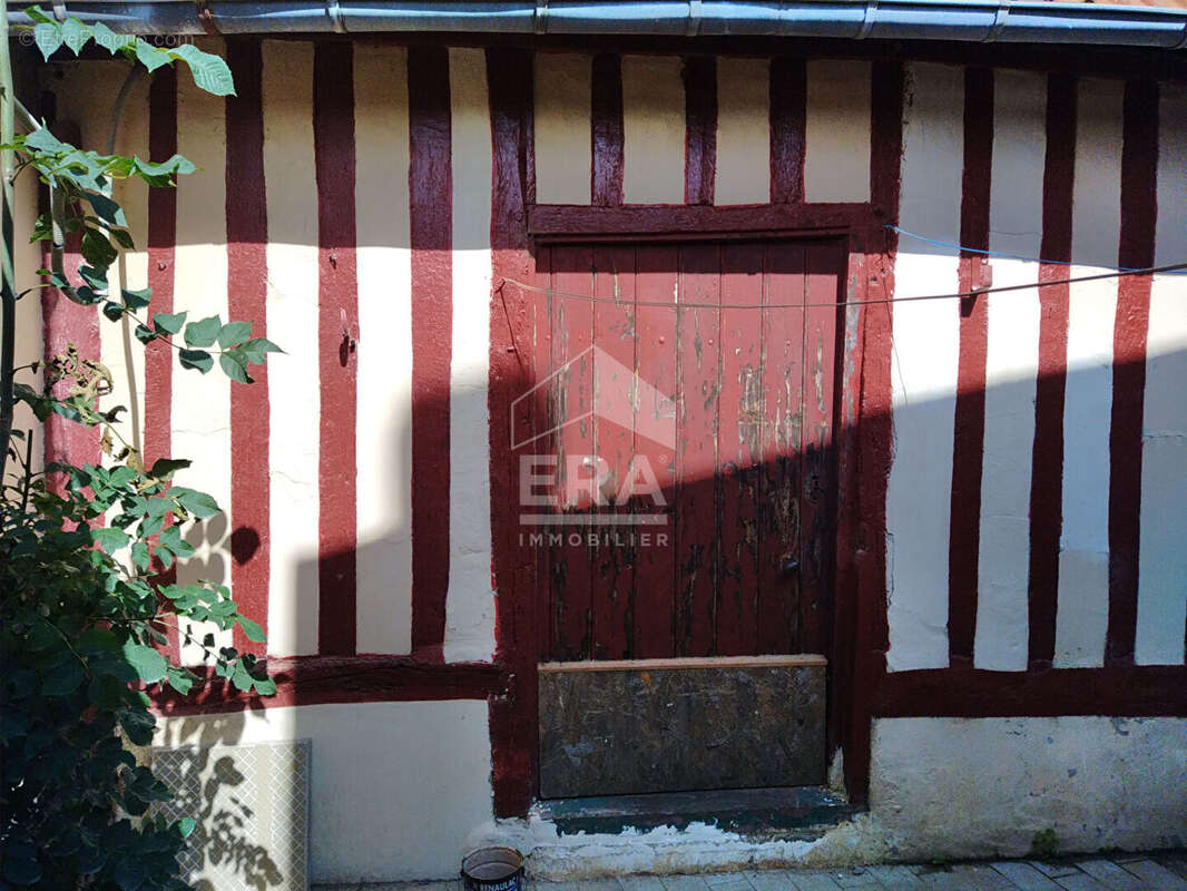 Maison à GUEURES