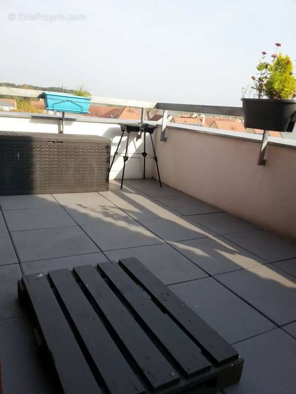 Appartement à MOISSY-CRAMAYEL