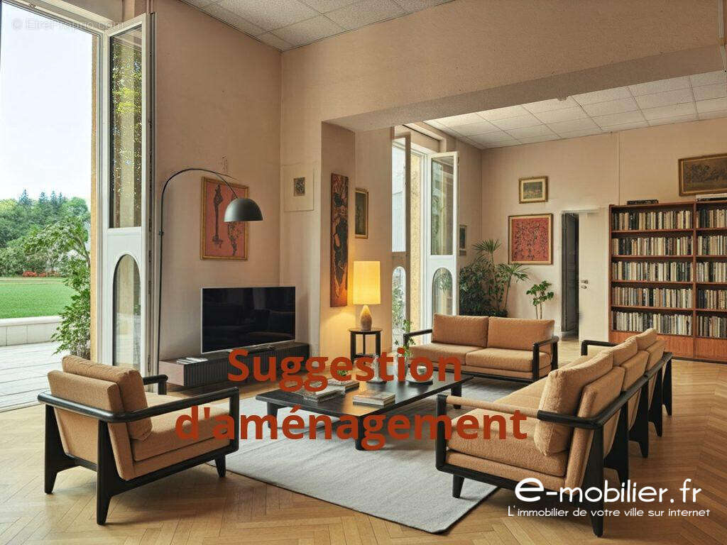 Maison 370 m² à Saint-Alban-Les-Eaux  - photo 3