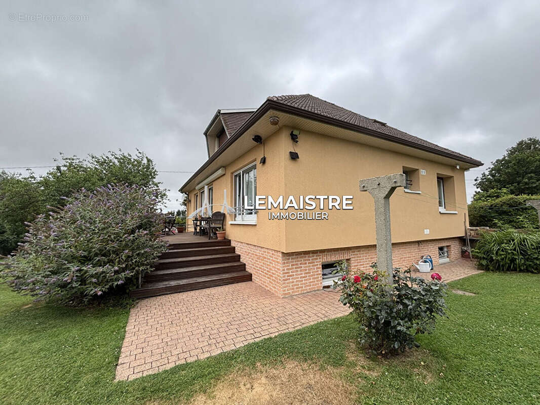 Maison à vendre- Gonneville La Mallet- 114 m2-  4 chambres - photo 7