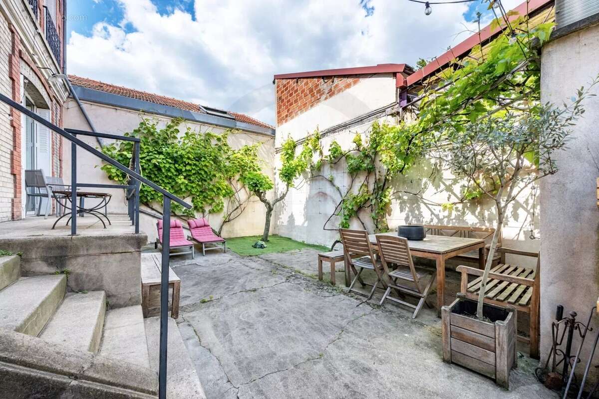 Maison à IVRY-SUR-SEINE