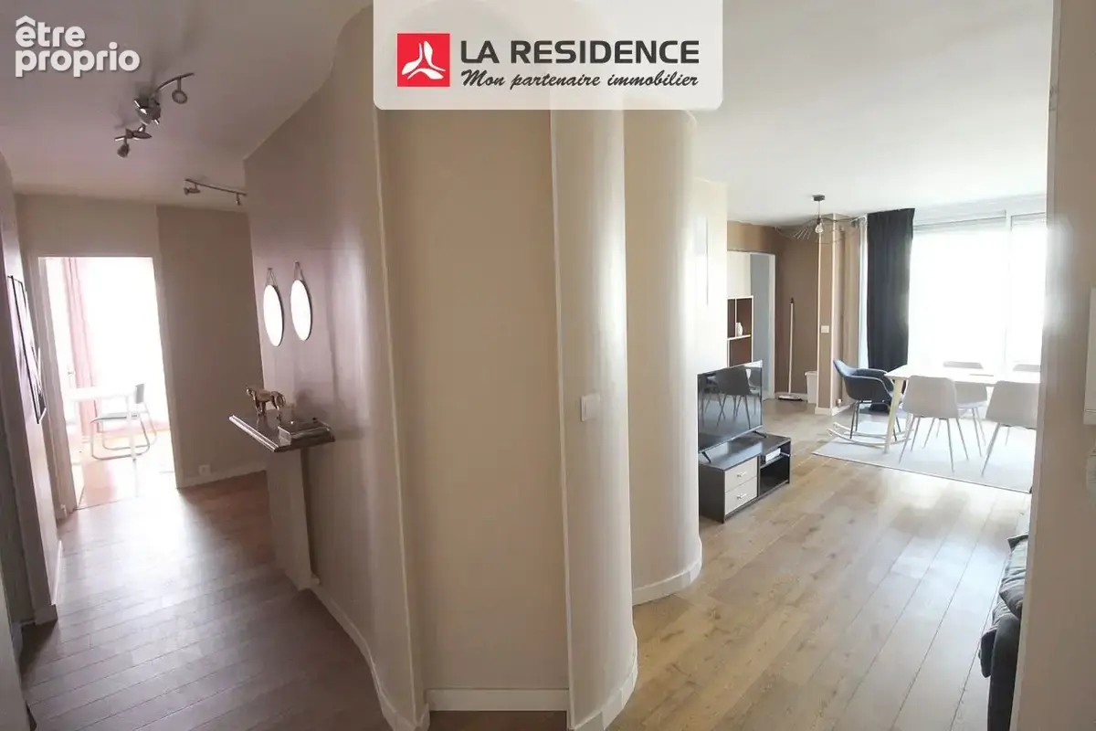 Appartement 80 m² à Elancourt  - photo 3