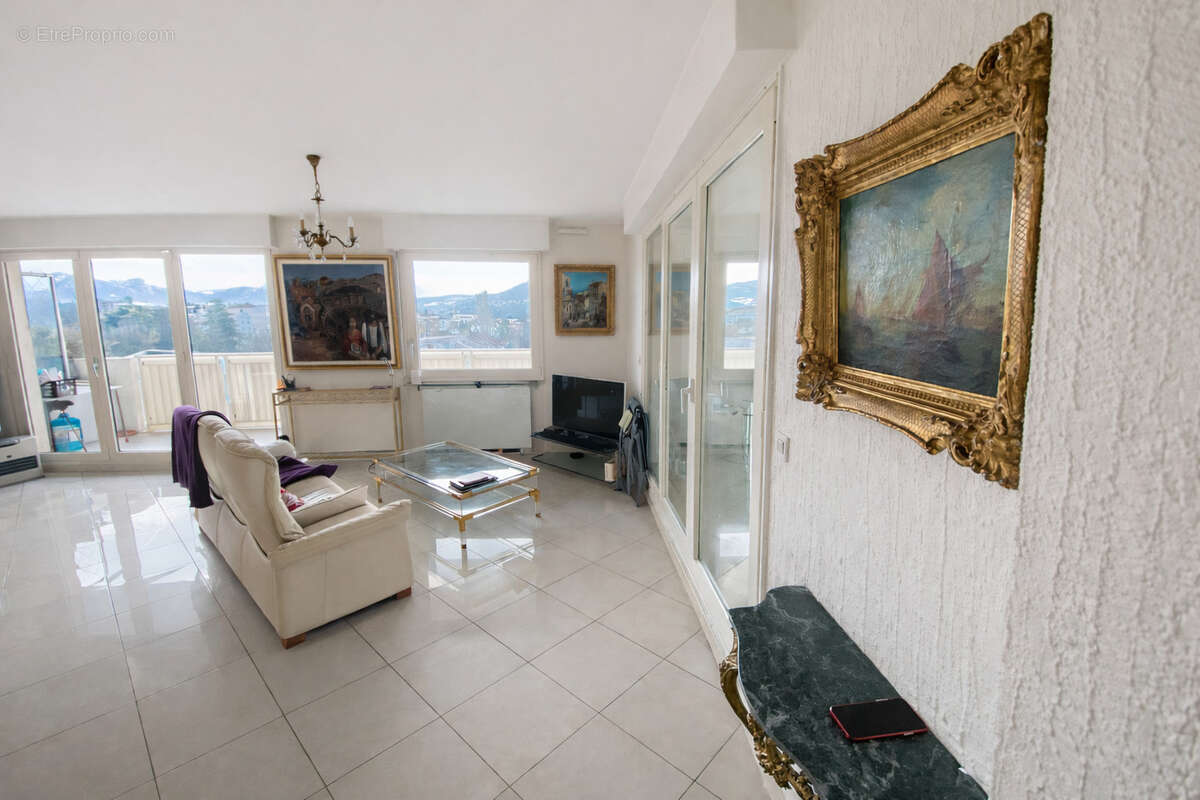 Appartement à ANNEMASSE