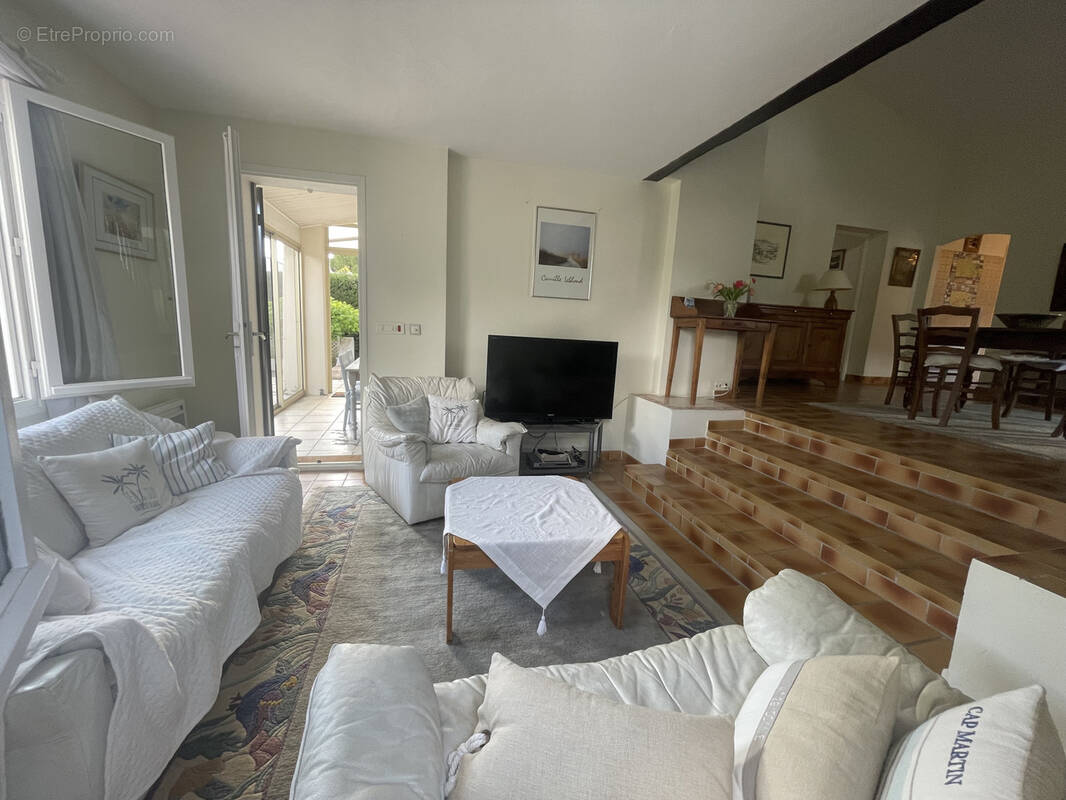 Maison à VAISON-LA-ROMAINE