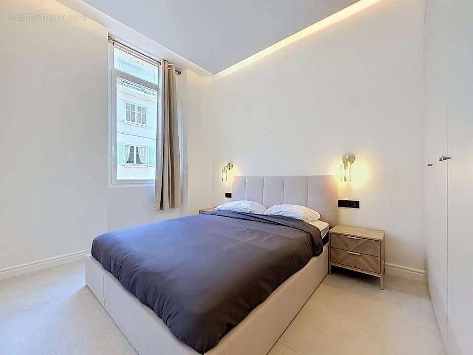 Cannes "croisette" - 3p 100m² - photo 6