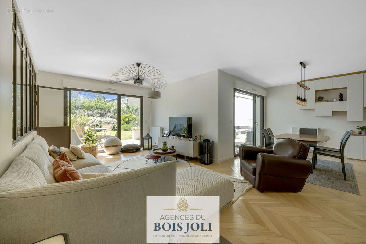 Appartement à ISSY-LES-MOULINEAUX