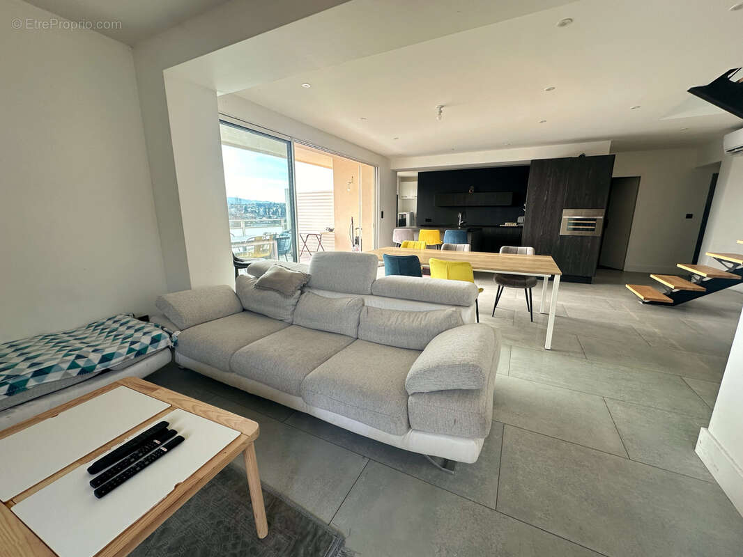 Appartement à BRIGNAIS