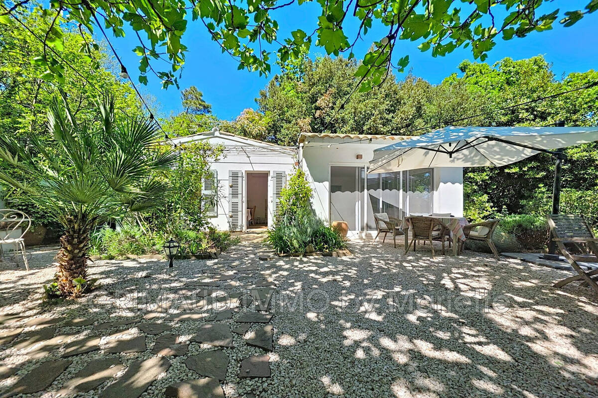 Maison à LA GARDE-FREINET