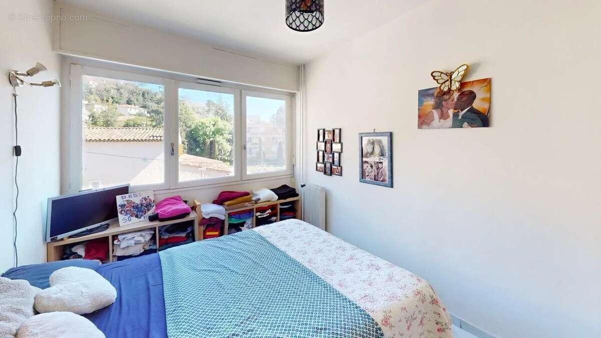 Appartement à VILLENEUVE-LOUBET