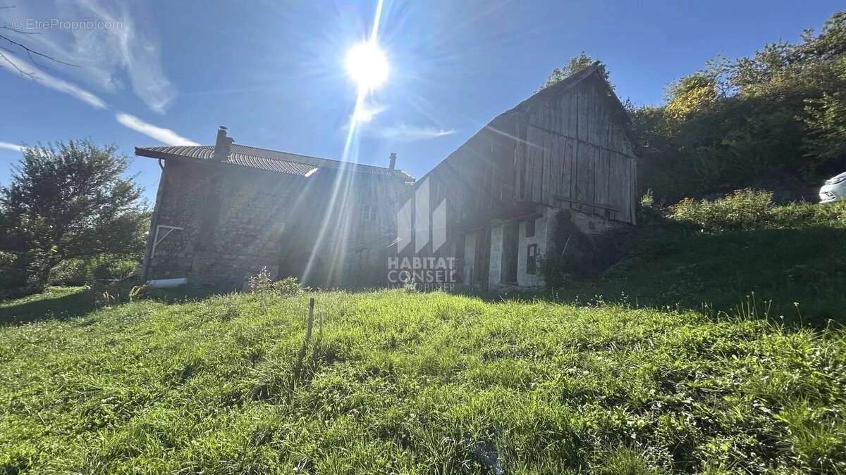 Maison à LA TRONCHE