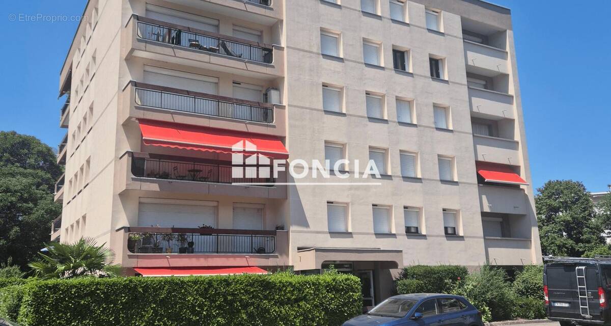 Appartement à ECHIROLLES