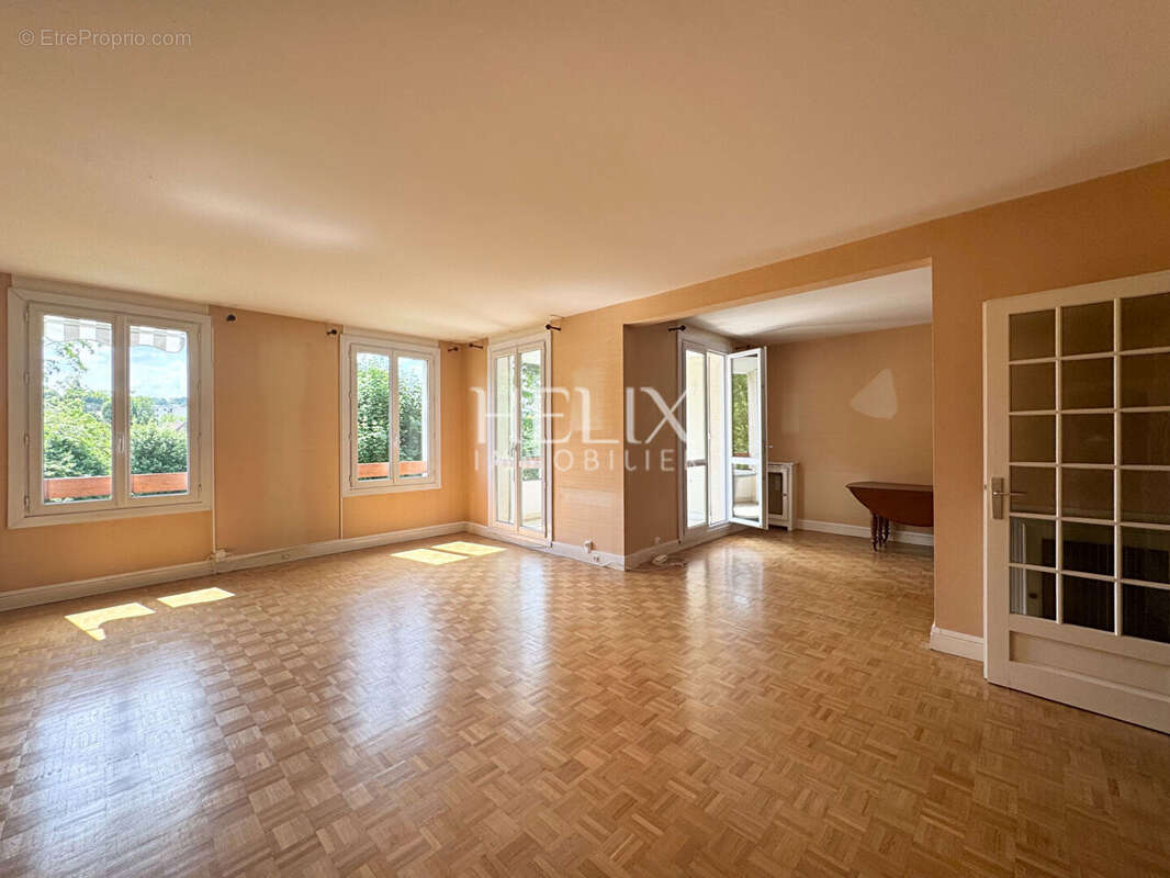 Appartement à LOUVECIENNES