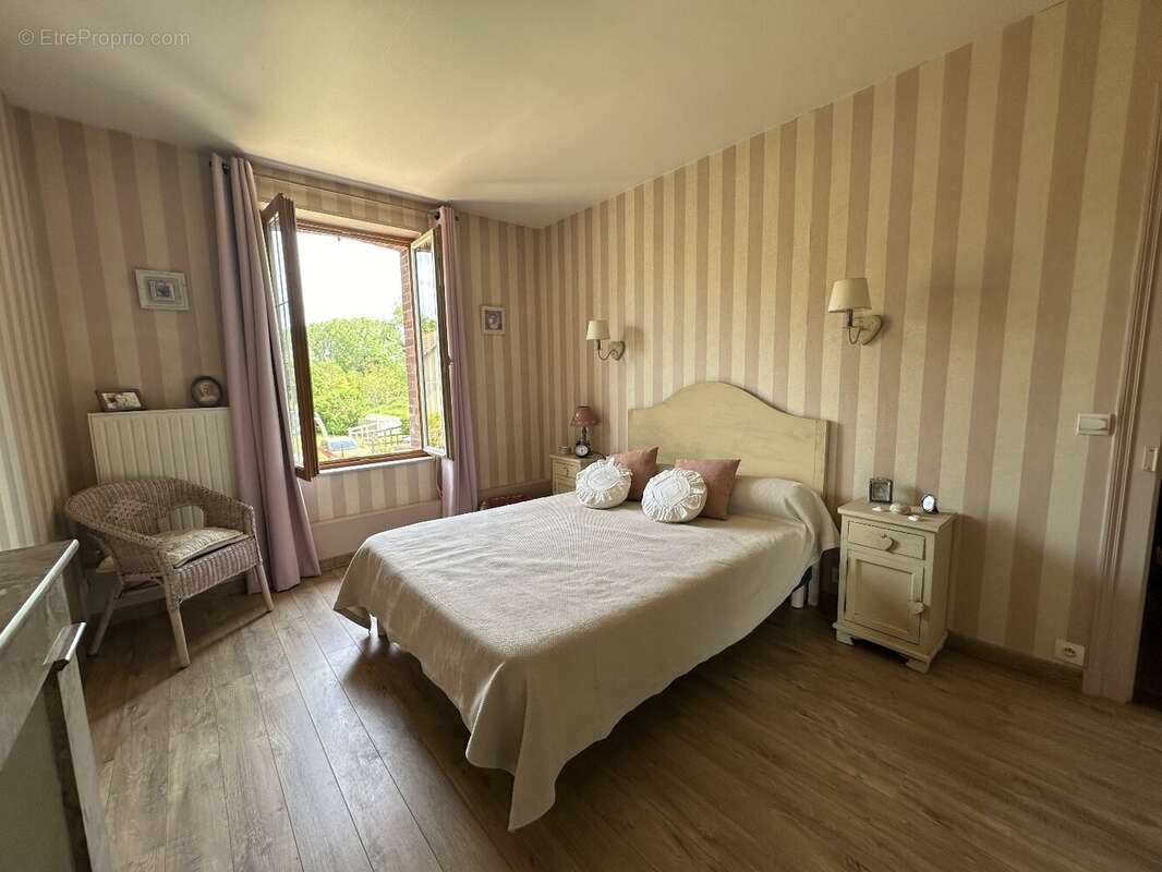 Maison à CROISY-SUR-EURE