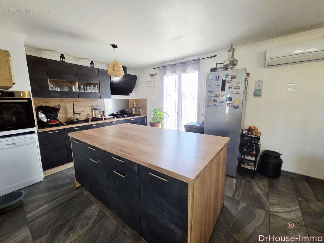 Maison 104 m² à Saint-Nazaire-D'aude  - photo 7