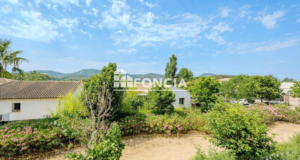 Appartement à HYERES