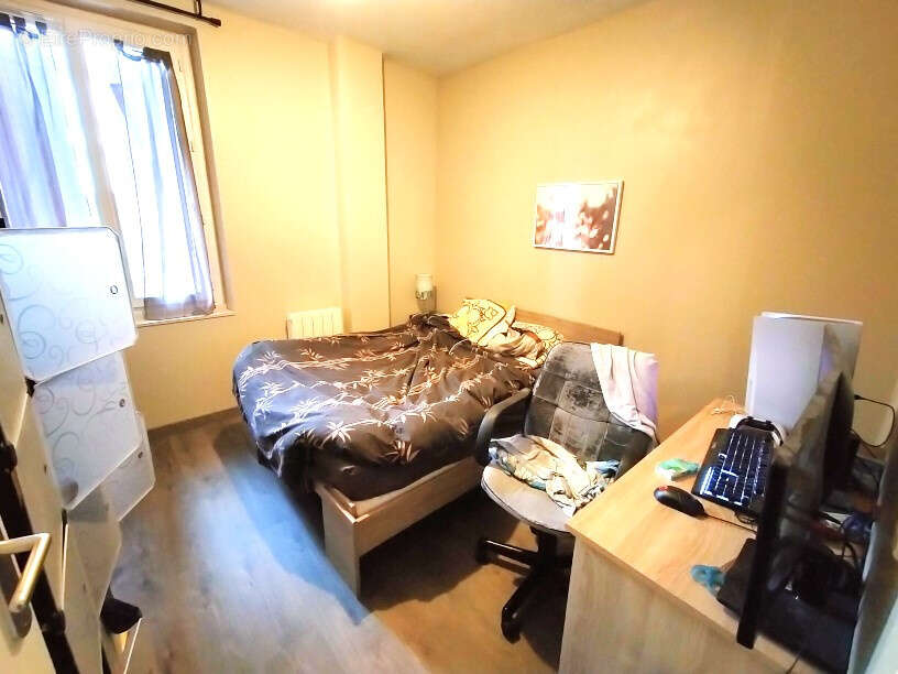 Maison à CASTETPUGON