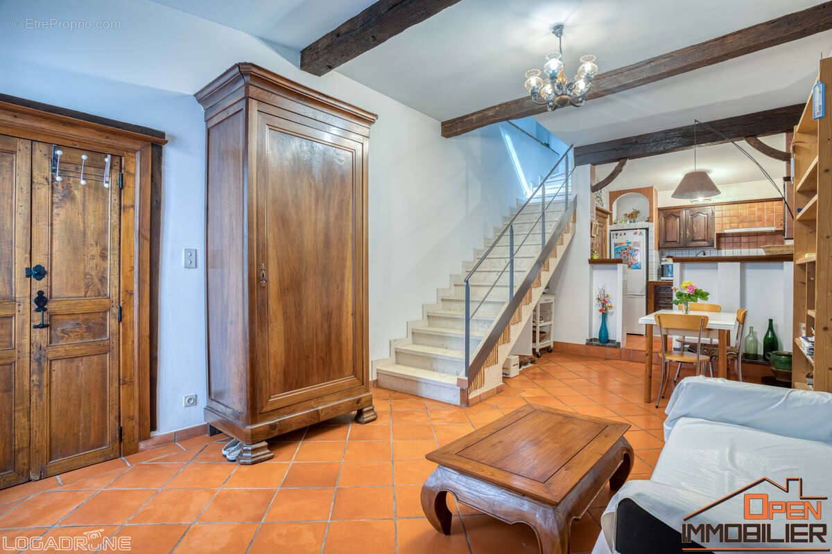 Appartement à CANCON