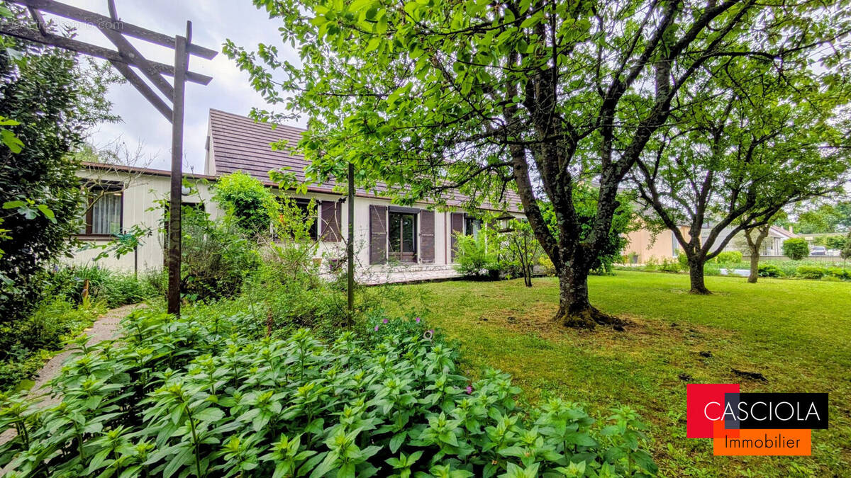 Maison à MARLY