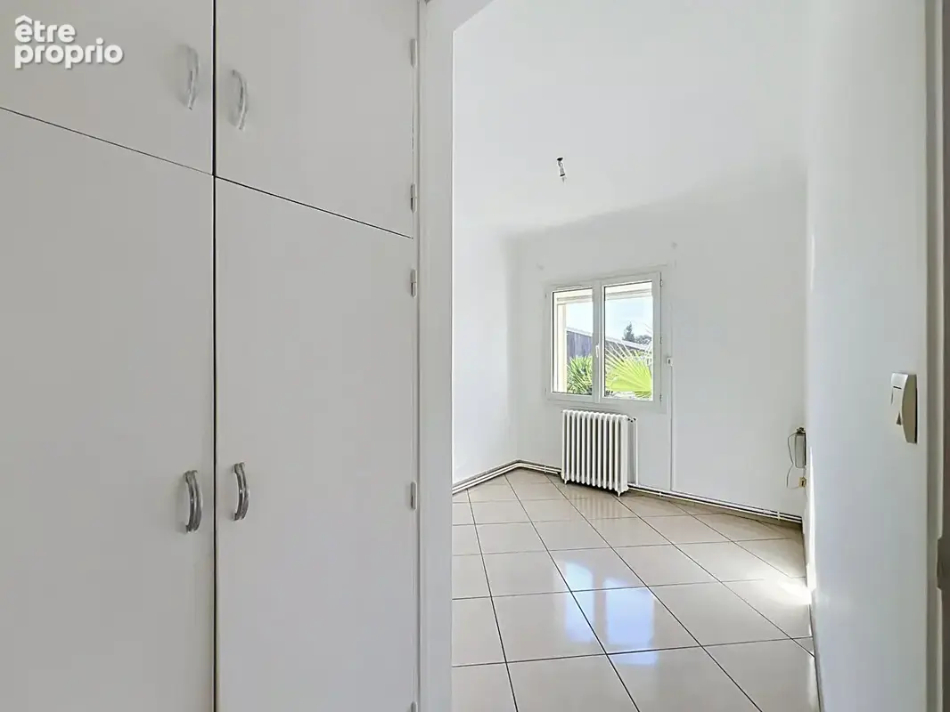 Nimes amoureux - maison p5 avec jardin, garage et dependances - photo 13