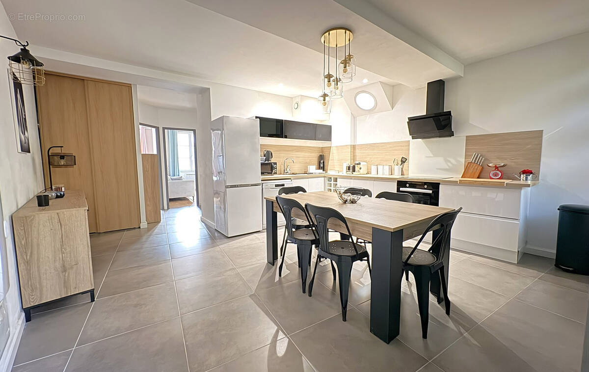 Appartement à CHATILLON-SUR-CHALARONNE