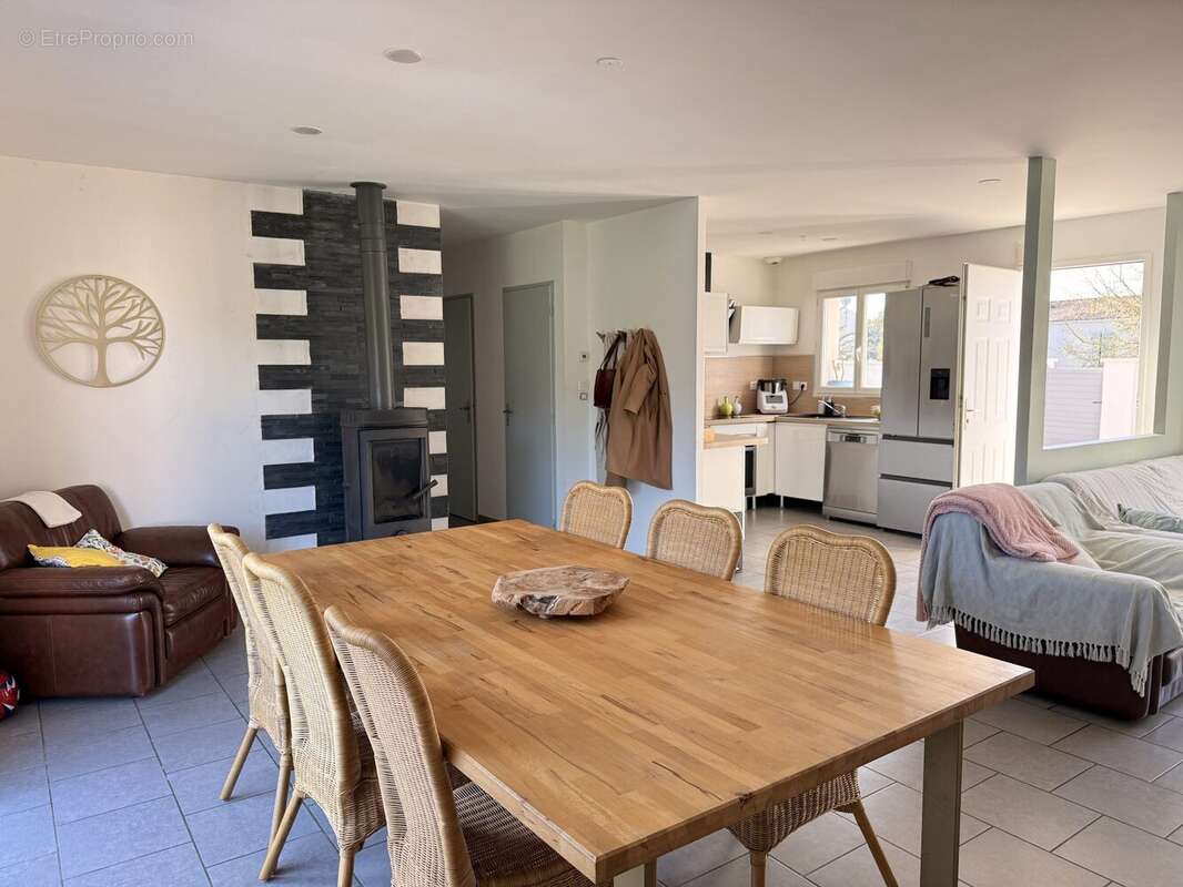 Maison à THAIMS