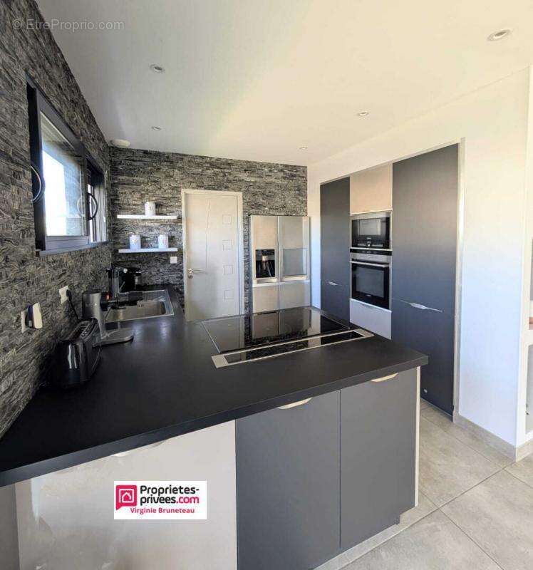 Maison à CUSSAC-FORT-MEDOC