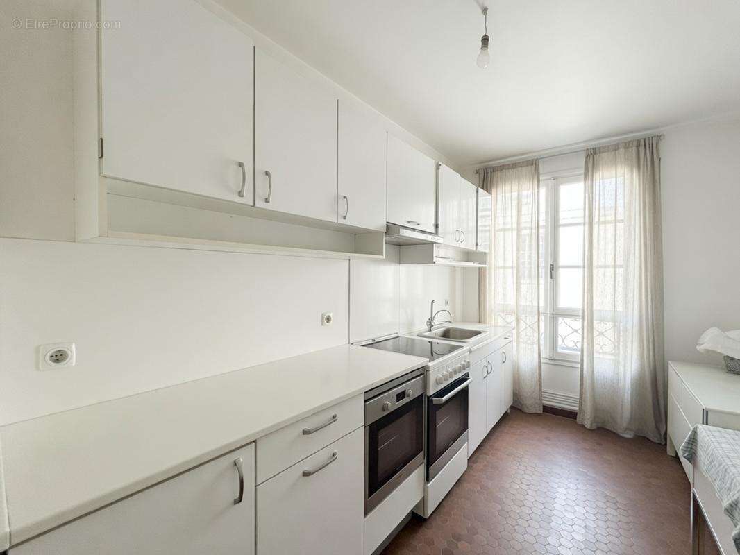 Appartement à PARIS-4E