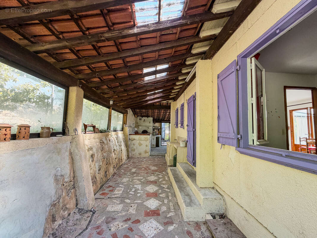 Maison T4 de 70 m2 avec terrain de 1 117 m2 - photo 7