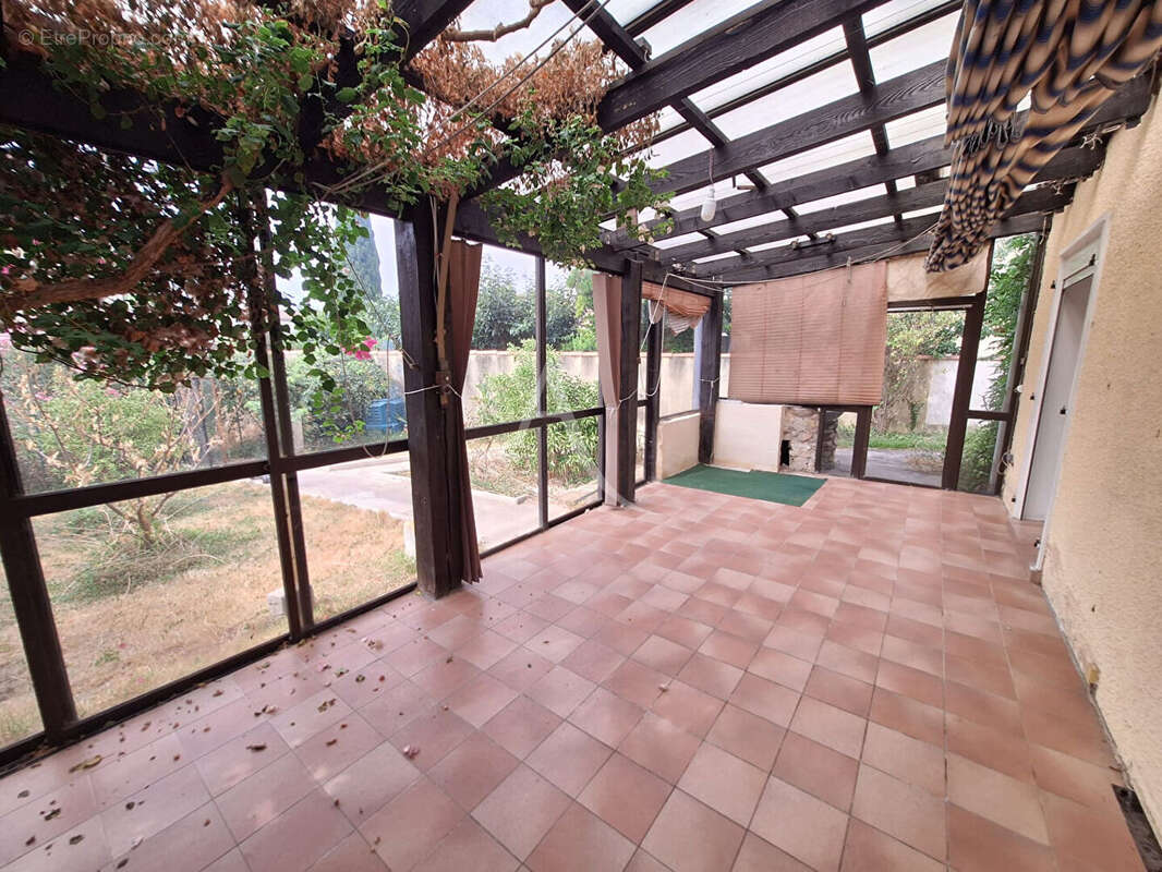 A VENDRE Maison Marguerittes 5 pièce(s) secteur GMF - photo 4