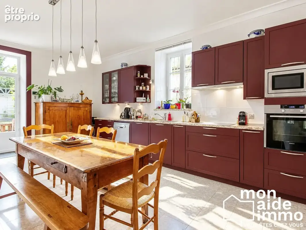Maison 8 pièces 263 m² à vendre à Puilboreau (17138) - photo 4