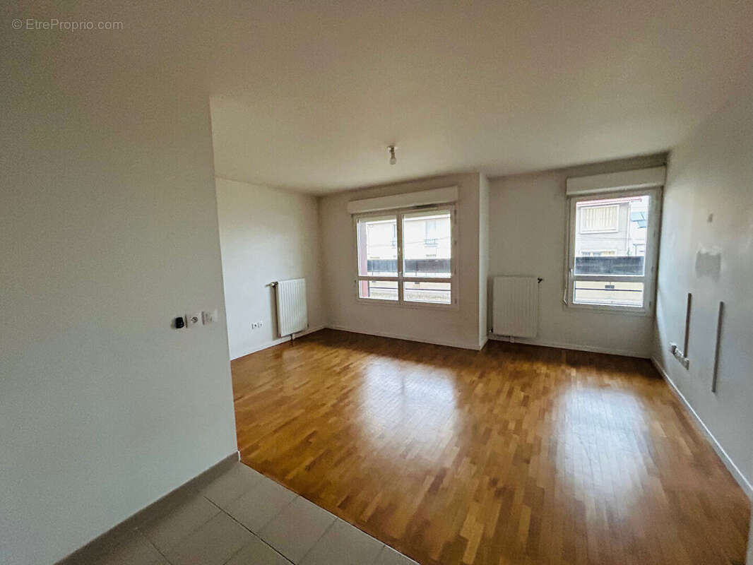 Appartement à LE PERREUX-SUR-MARNE