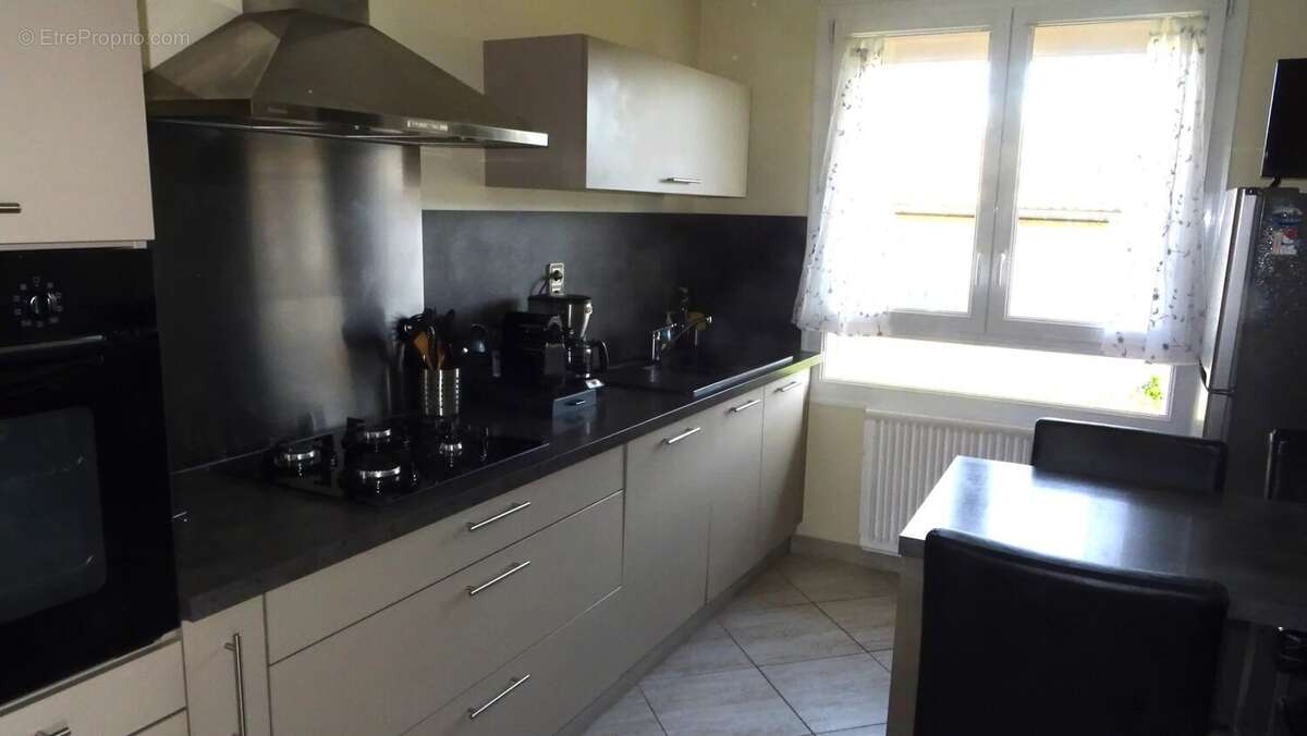 Maison à CHEVIGNY-SAINT-SAUVEUR