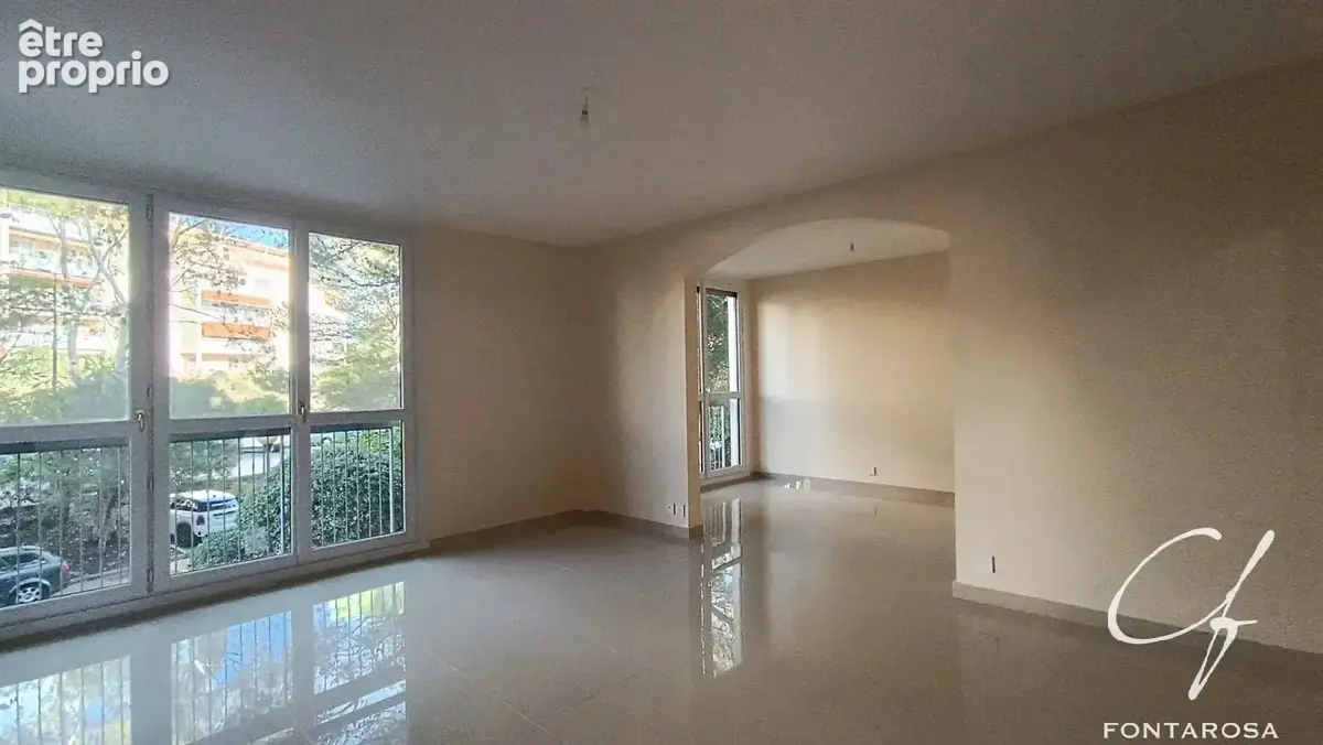 Appartement 3/4pièces et garage saint Raphaël - photo 2