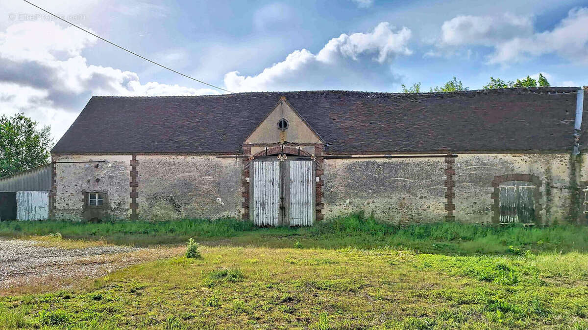 Ancien corps de ferme sur plus de 3.5 hectares - saint-ange-et-torcay - photo 21