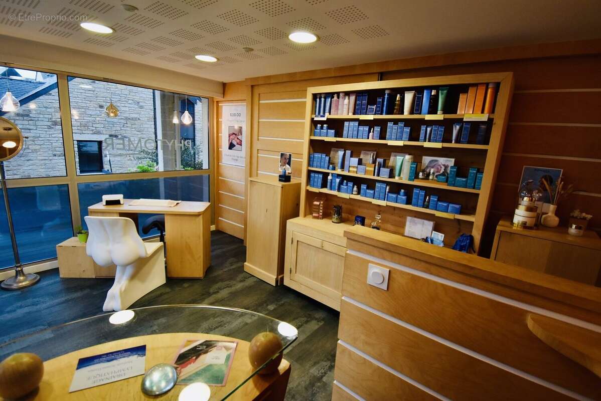 Commerce à LA TRINITE-SUR-MER