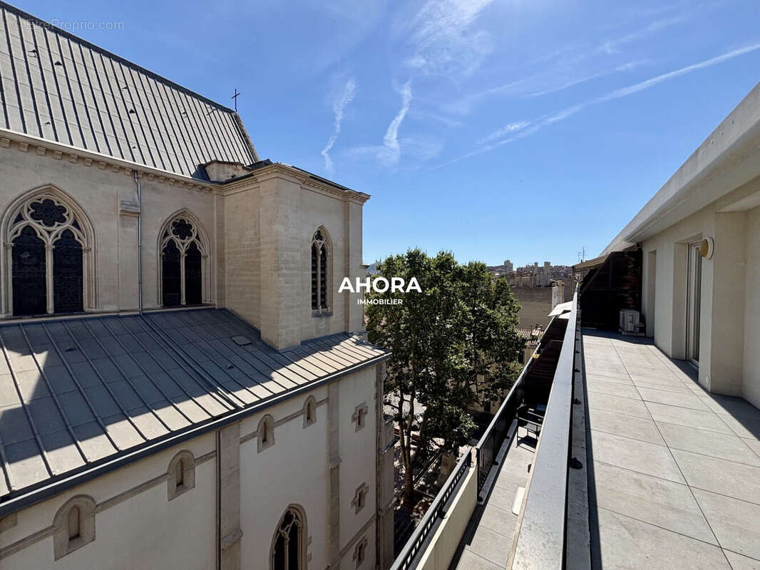 Appartement à MARSEILLE-5E